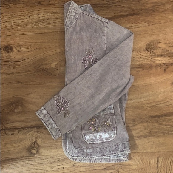 FlashBack Vintage Jacket - Picture 8 of 8